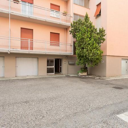 Santa Chiara Apartment By Myhomeincomo Bagian luar foto